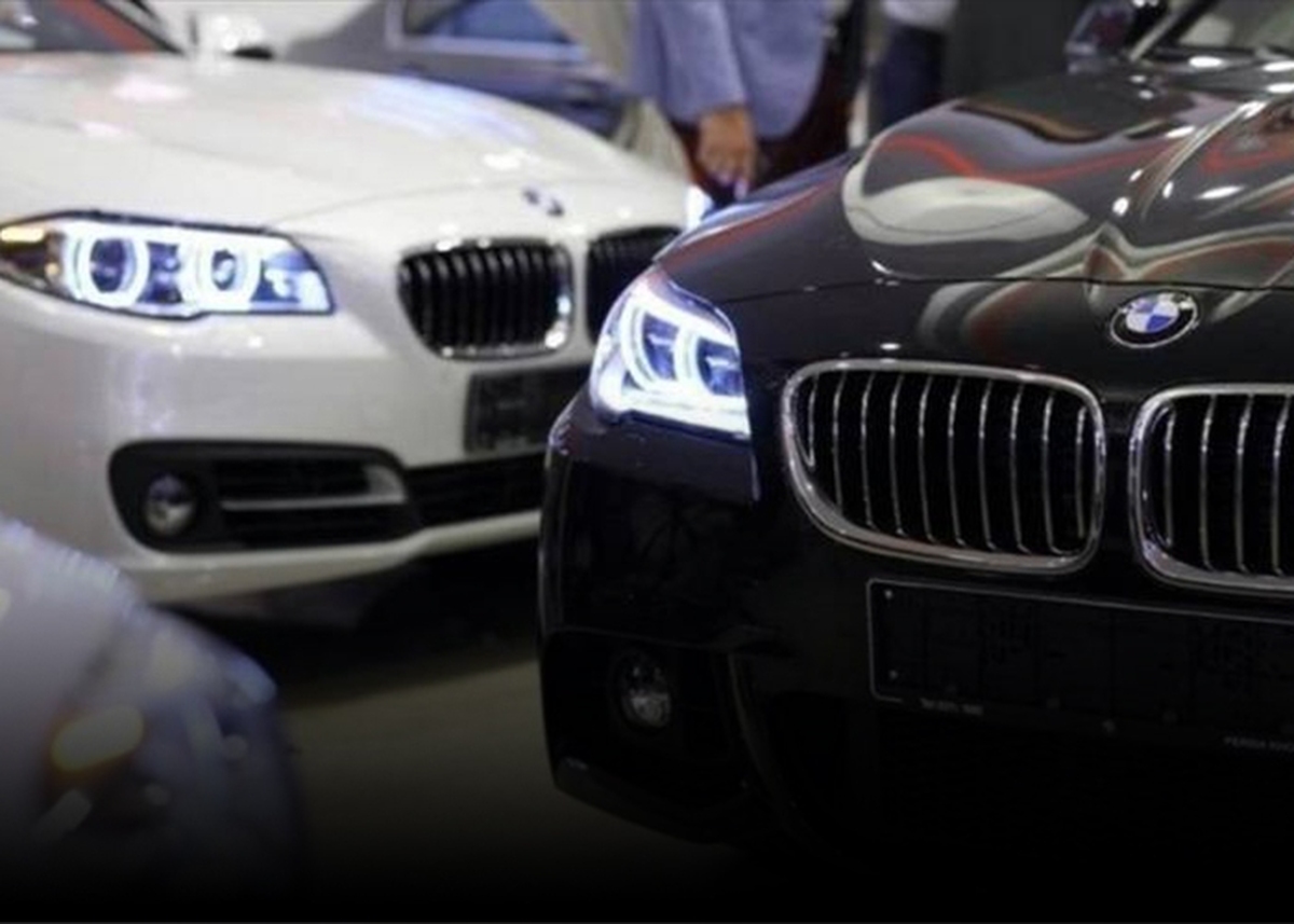 مجلس با واردات خودرو‌های لوکس مخالف است
