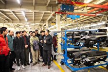 برگزاری کلاس درس دانشجویان دانشگاه شریف در خط تولید بهمن منبع سایت کارنا