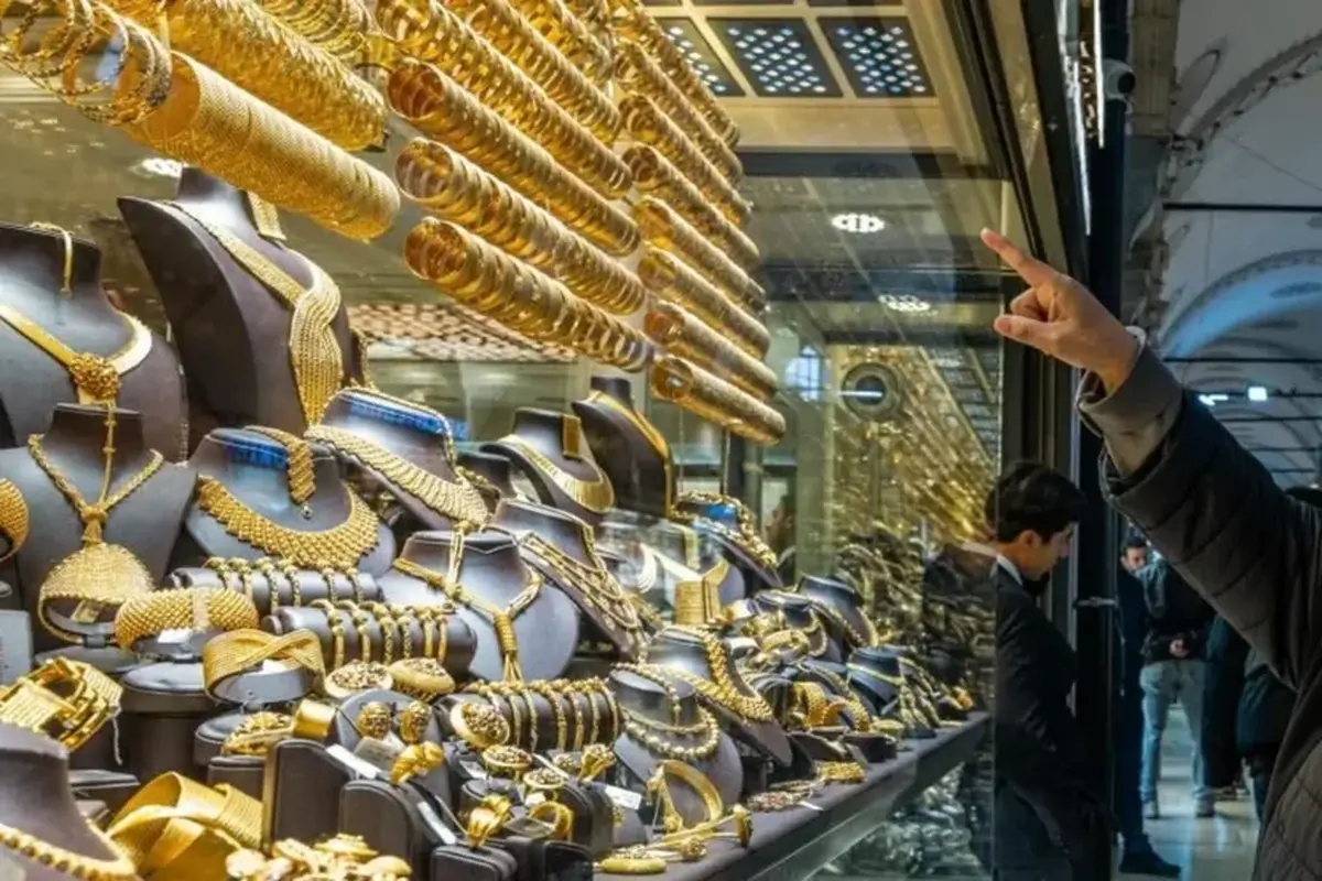 طلا برای پنجاهمین بار رکورد شکست