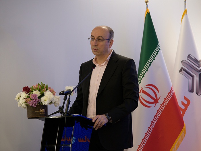 بدون سودآوری پایدار، پژوهش و توسعه در صنعت خودرو ممکن نیست/ تحقیق و توسعه در صنعت خودرو سهم کمتر از یک درصد دارد