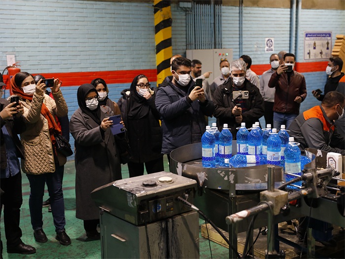 تمرکز طیف سایپا بر تولید رنگ‌های دوستدار محیط زیست/ طیف سایپا تنها تولیدکننده رنگ‌های پایه آب در منطقه است