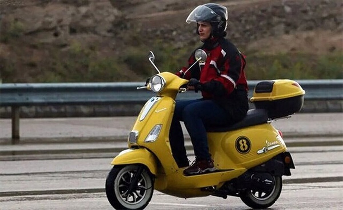 تردد بانوان موتورسوار محدود می‌شود؟