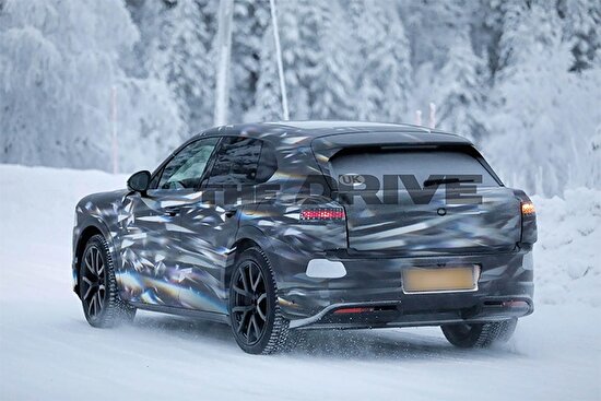 /fa/news/20317/رونمایی-شاسی-بلند-جذاب-بنتلی-نزدیک-است