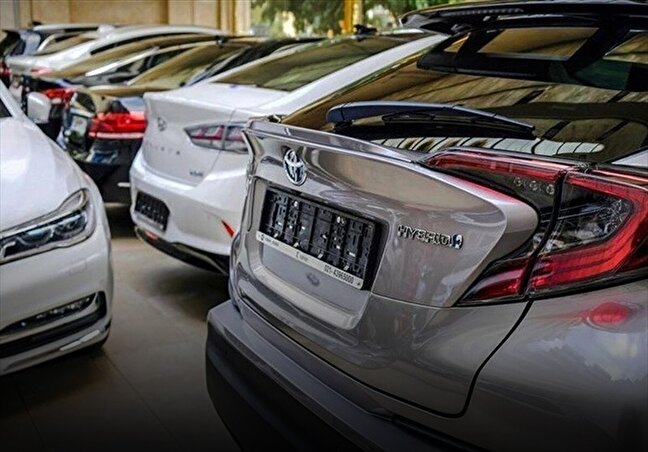 پیش بینی قیمت خودرو‌های وارداتی در سال ۱۴۰۵