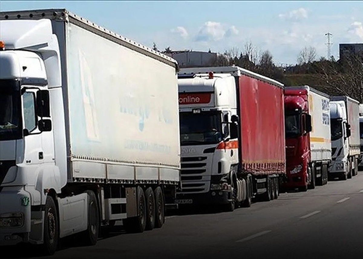 کامیون داران توان خرید روغن موتور و لاستیک با نرخ‌ نجومی را ندارند