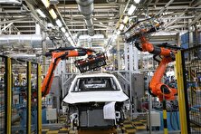 تحریم، قیمت‌گذاری دستوری و ۳۲ نهاد تصمیم‌گیر؛ صنعت خودرو به دنبال نقشه راه جدید