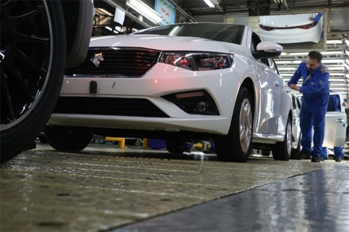 رکوردشکنی تولید ایران خودرو در سخت‌ترین سال صنعت