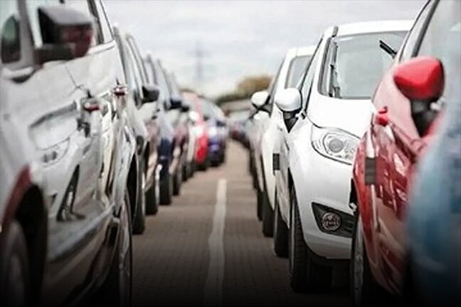 ترخیص بیش از ٧ هزار دستگاه خودرو وارداتی از آغاز جنگ تاکنون