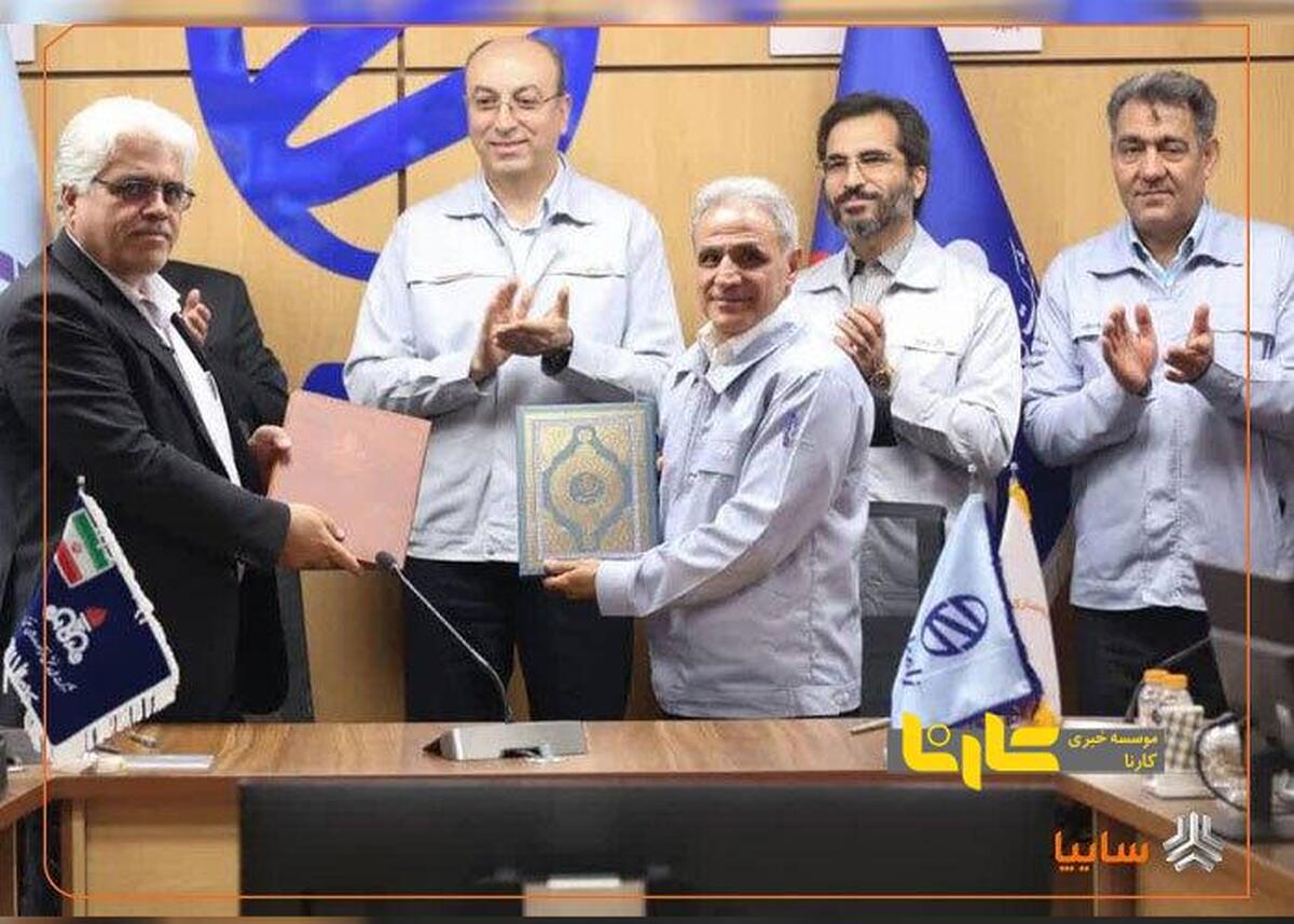 قرارداد تولید ۳۰ هزار دستگاه کامیونت دوگانه‌سوز زامیاد به امضا رسید