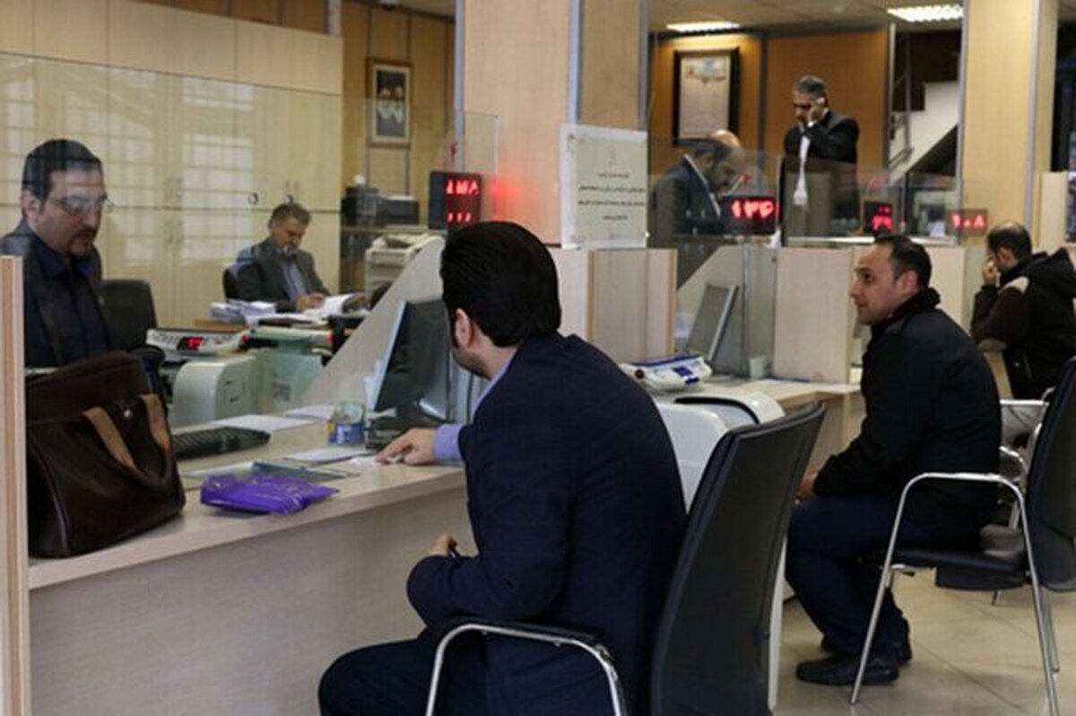 فعالیت ۵۰ درصدی بانک‌های تهران برای فردا و پس فردا