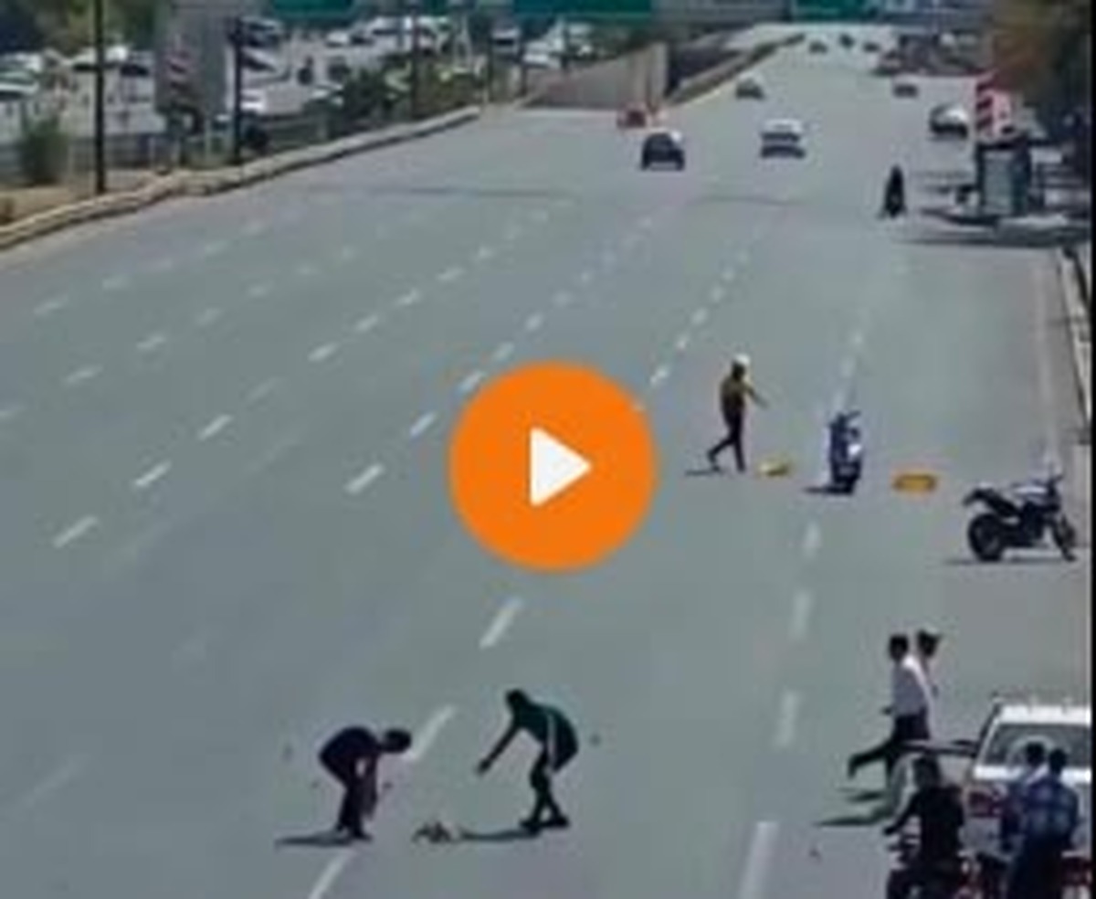 فیلم اقدام درخشان رانندگان تهرانی وسط اتوبان!
