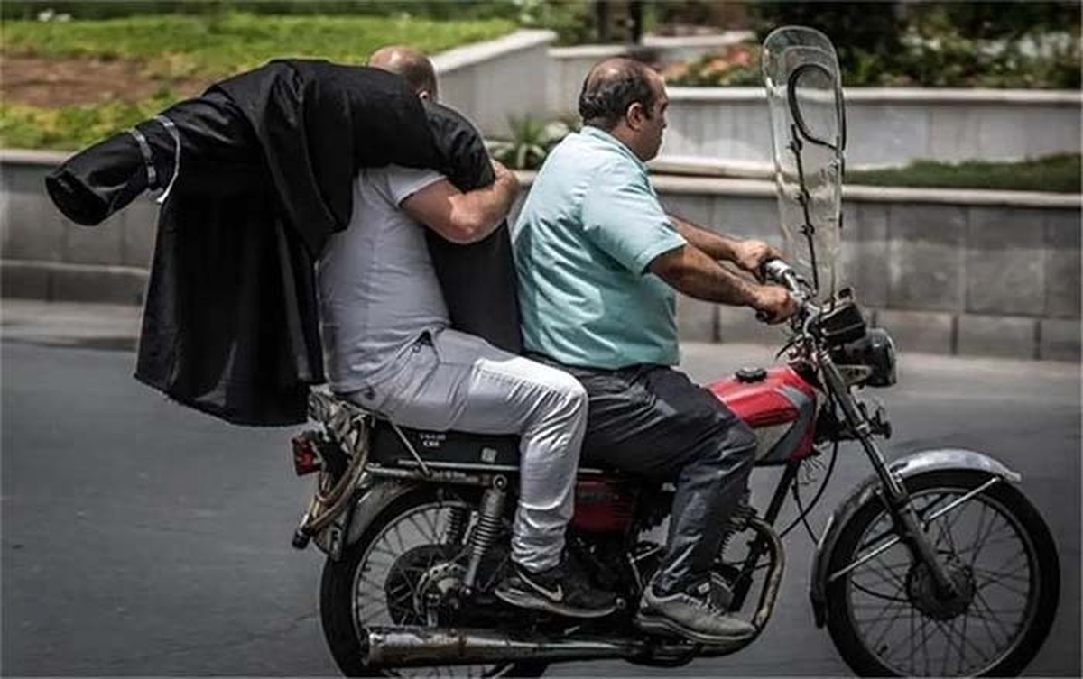 کار به اجاره روزانه موتورسیکلت رسید!