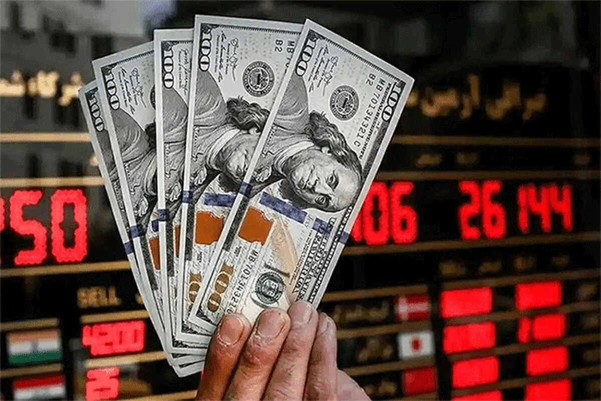 دلار در کف ۱۷ روزه