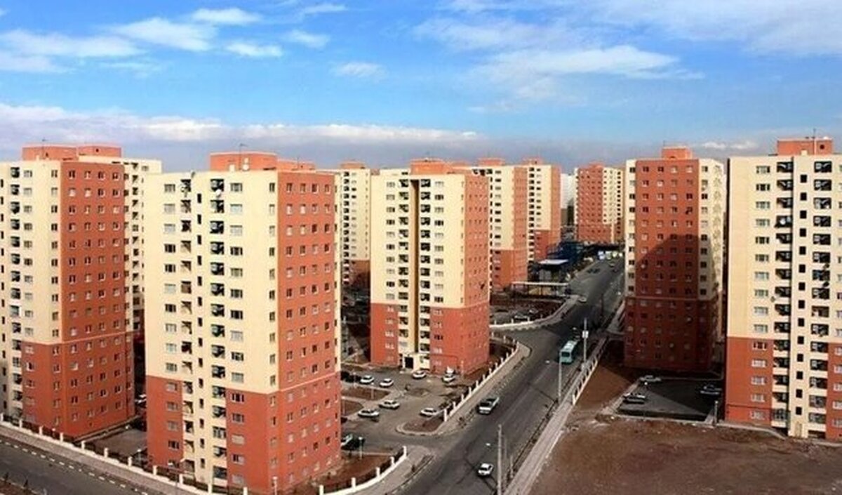 ساخت مسکن کارگران کلید خورد