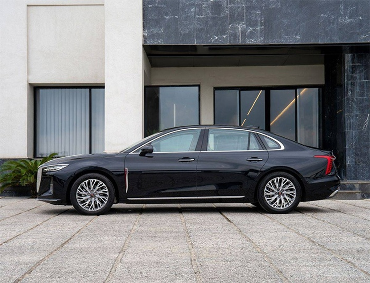 هونگچی H۵ با قیمت قطعی و تحویل فوری به فروش می‌رسد