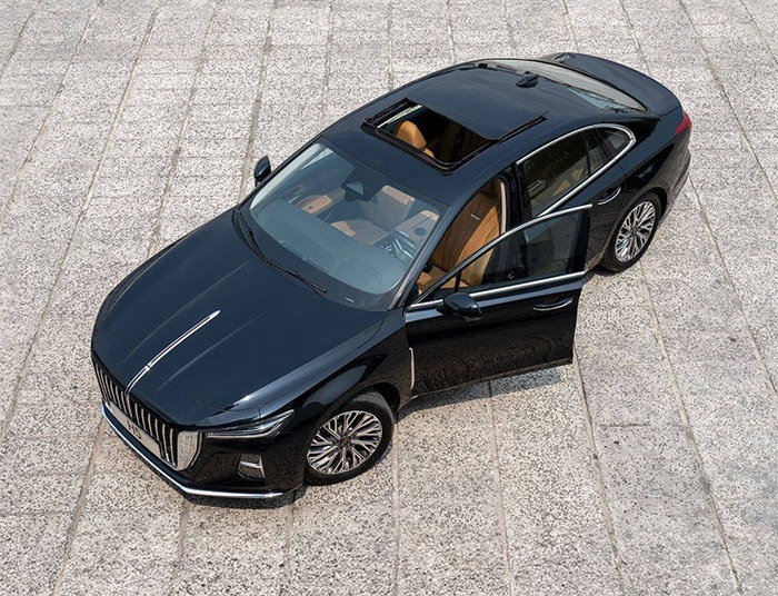 هونگچی H۵ با قیمت قطعی و تحویل فوری به فروش میرسد هونگچی H۵ با قیمت قطعی و تحویل فوری به فروش میرسد