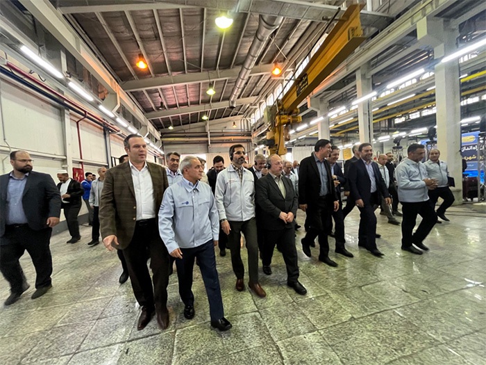 جایگزین نیسان آبی به بازار آمد