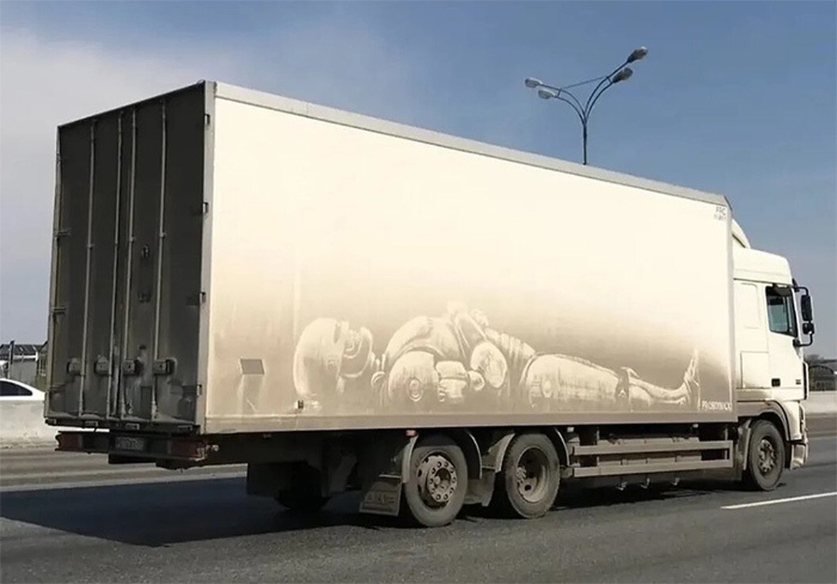 نقاشی‌های شگفت انگیز روی بوم‌های متحرک! + عکس