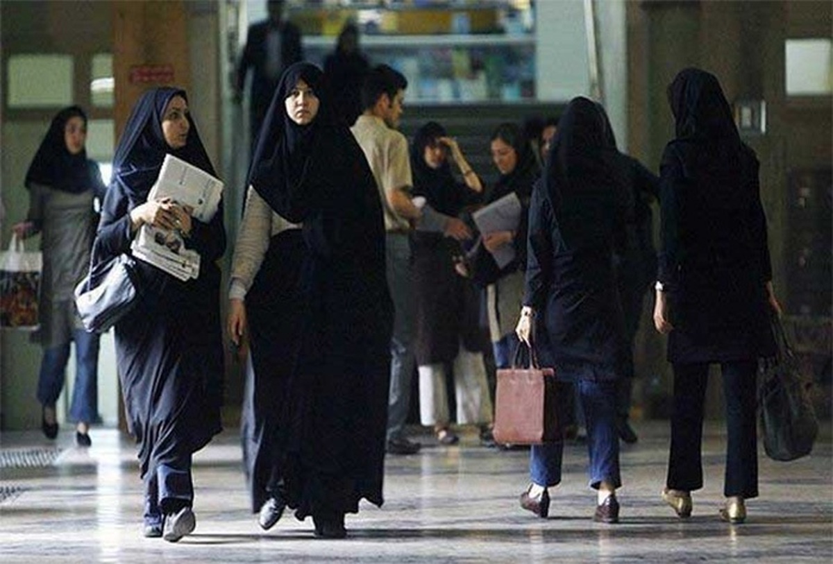 این افراد می‌توانند با ۲۰ سال سابقه بازنشسته شوند