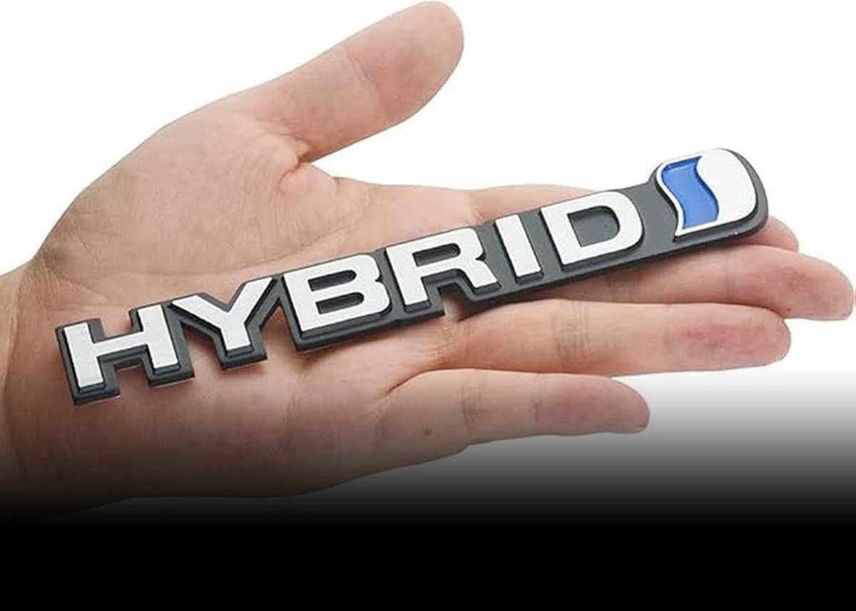 رشد تقاضای خودروهای هیبریدی با اعطای مشوق به خریداران