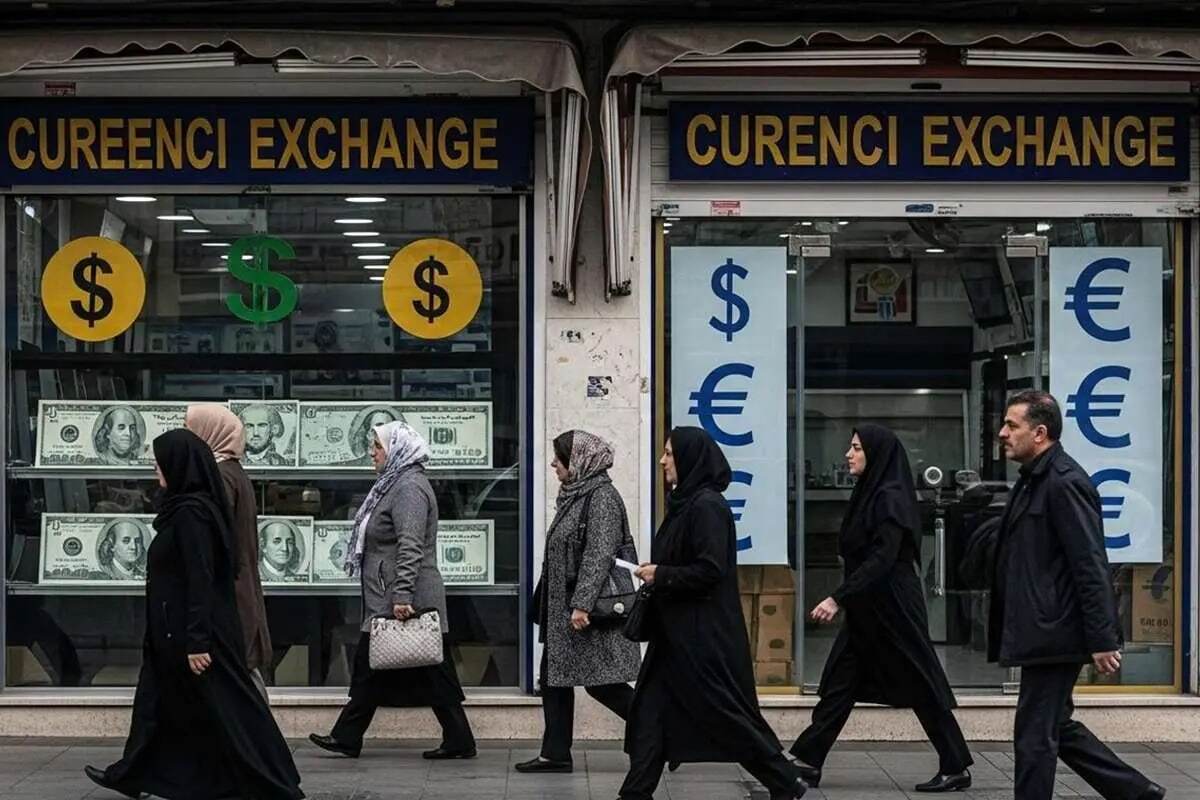 دلار برای ثبت رکورد تازه خیز برداشت!