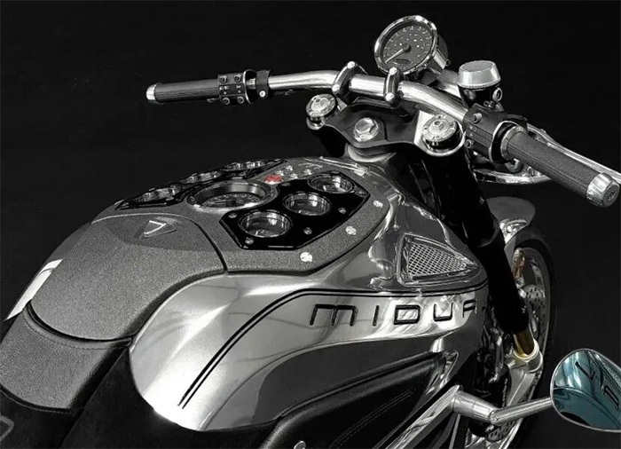 این موتورسیکلت دیدنی همقیمت یک پورشه است! این موتورسیکلت دیدنی همقیمت یک پورشه است!