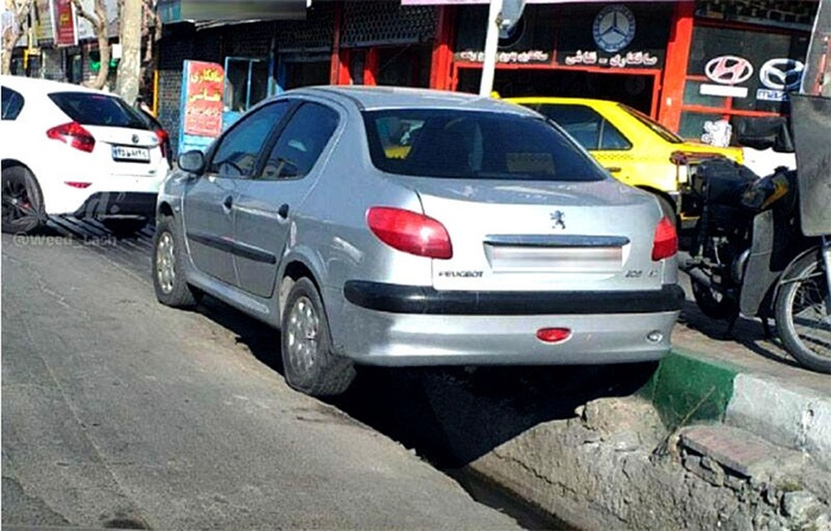 شمال شرق تهران بالاخره از بی‌نظمی جای پارک ماشین‌ها خلاص شد!