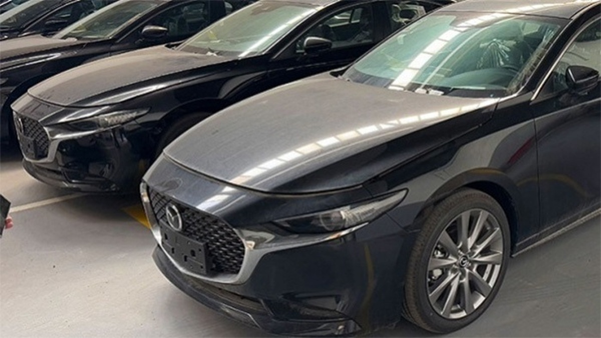 درخواست جدید وزارت صمت ردیف تعرفه خودرو‌های وارداتی