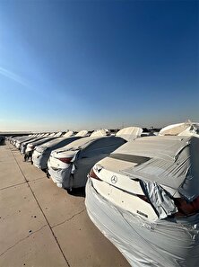 محموله بنز ایران‌خودرو رسید