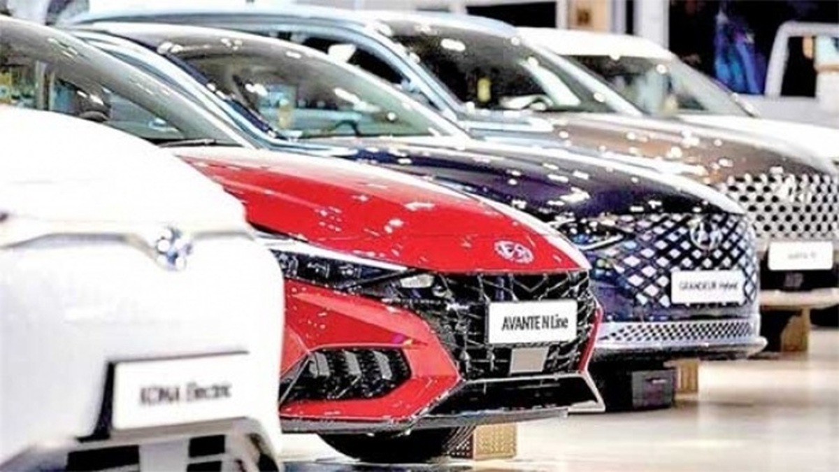 وزارت امور خارجه چه خودروهایی را وارد می کند؟