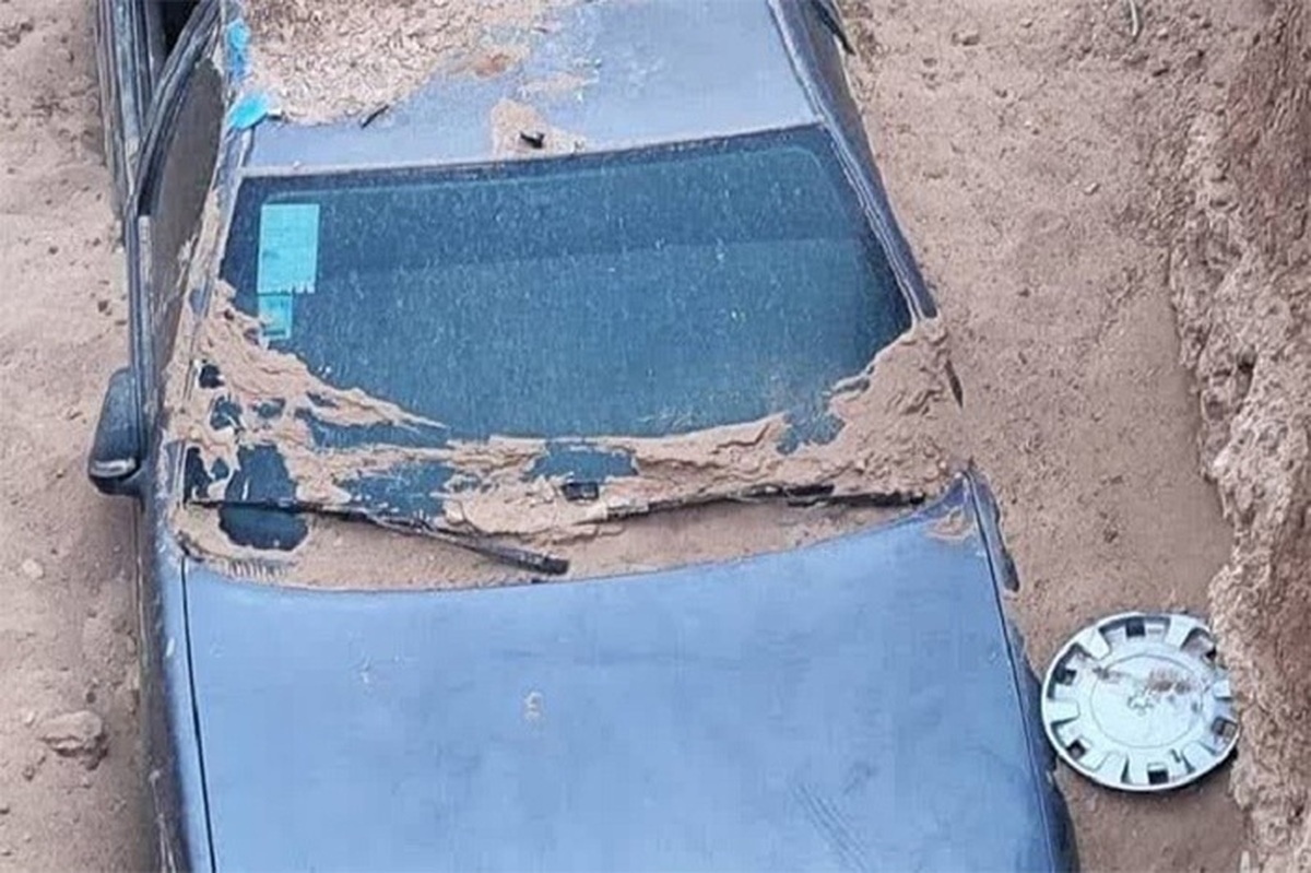ماجرای مرموز خودرویی که با راننده اش زیر خاک دفن شد!