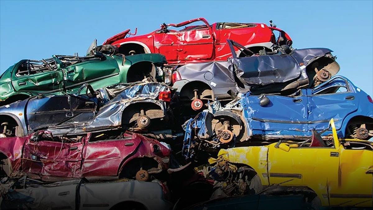 چرا مردم تمایلی به اسقاط خودرو‌های فرسوده ندارند؟