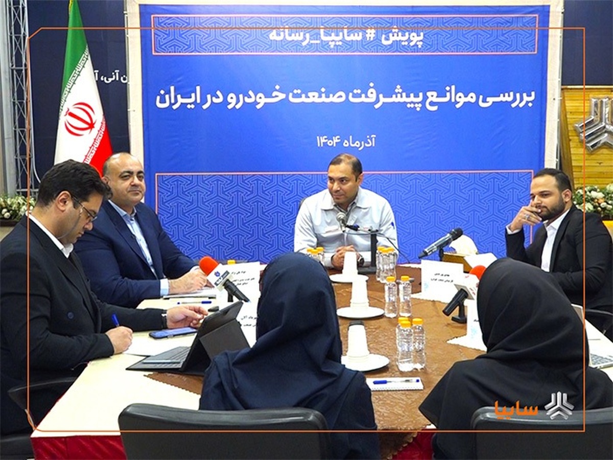 تعطیل‌کردن صنعت خودرو منطقی و امکان‌پذیر نیست