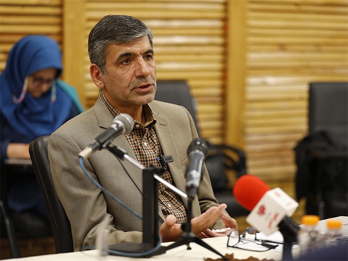 چگونه در دهه ۱۳۸۰، خودروسازی ایران به وابستگی رسید؟ / صنعت خودروسازی یکی از اهداف اصلی تحریم‌ها بوده است/ برای صنعت خودرو نقشه توسعه پایدار تدوین نشده است/ صنعت خودرو نسبت به بسیاری از صنایع وضعیت بهتری دارد/ تعطیل‌کردن صنعت خودرو منطقی و امکان‌پذیر نیست