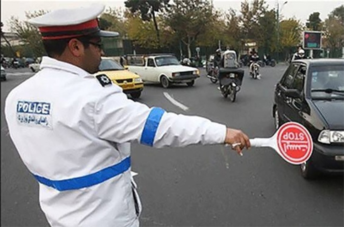 فیلم توقیف زانتیای متحرک ۳ چرخ در شیراز!