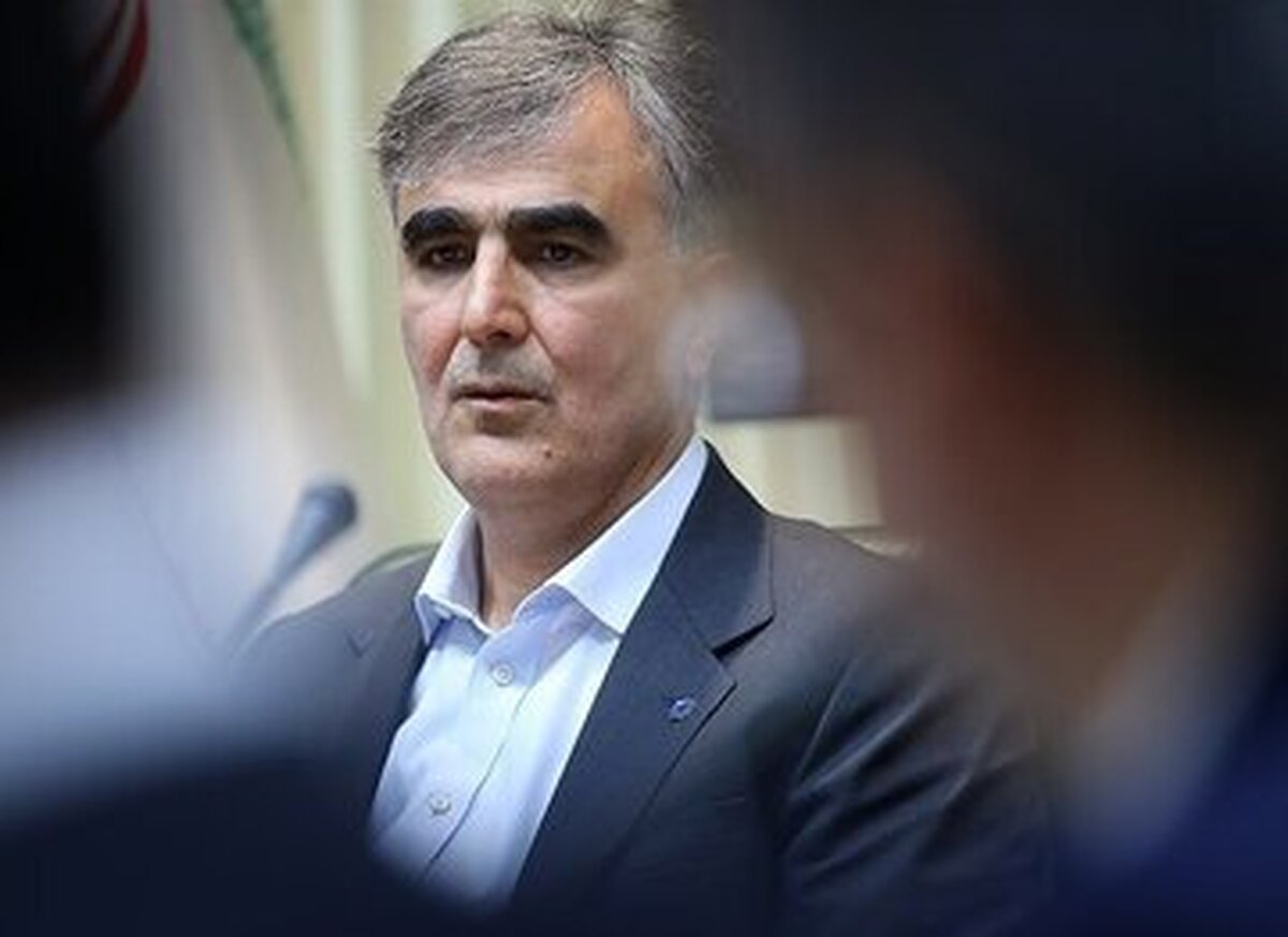 فرزین به بازار ارز سیگنال جدید داد