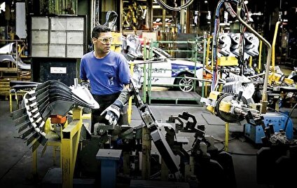 ارزش ریالی مطالبات قطعه سازان نصف شد!