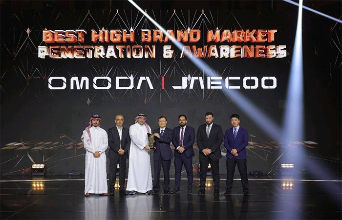 اکودا–لوکانو جهانی برنده جایزه «بهترین شاسی‌بلند پریمیوم» در عربستان شد