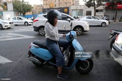 موتور سواری بانوان