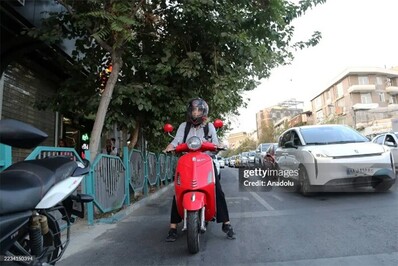 موتور سواری بانوان